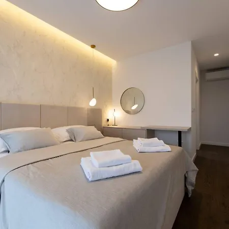 Villa Moonlit Mirage With Pool, Gym And Sauna